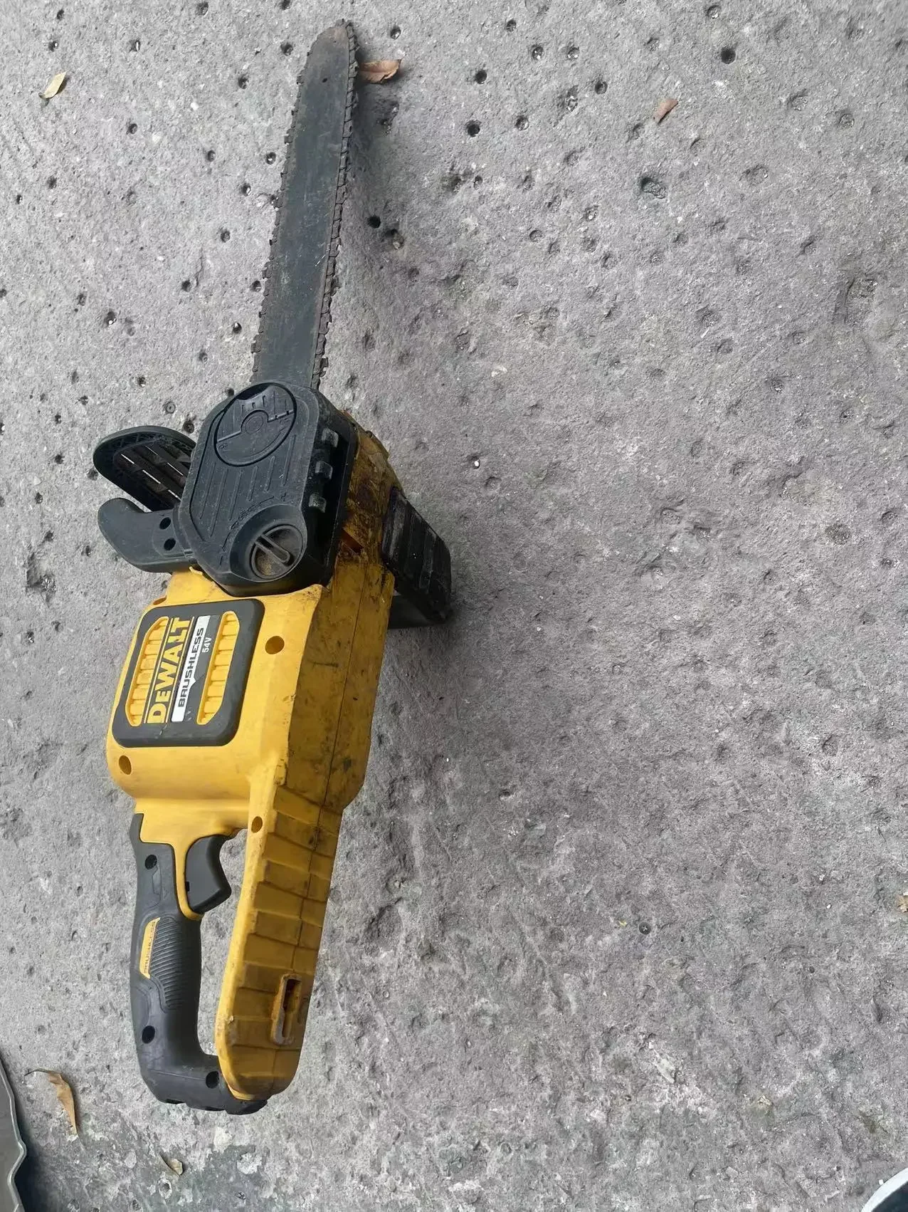 Dewalt volt flexdccs670b maxコードレスチェーンソー、中古工具のみ、60v