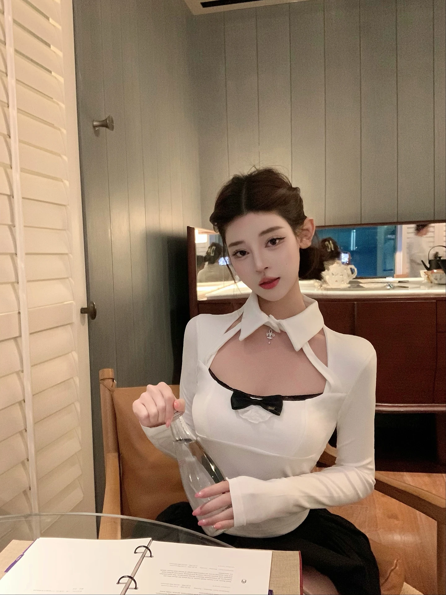 

Футболка Luna Pure Desire с длинными рукавами и вырезами, облегающая, новая коллекция, женская модная одежда, весенняя коллекция