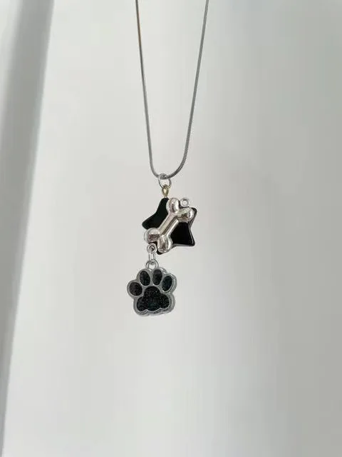 Black Pentagram Star Cat Paw Print Bone Pendant Necklace for Women Creative Fun Cool Cute Trend Jewelry Harajuku Y2k Accessories