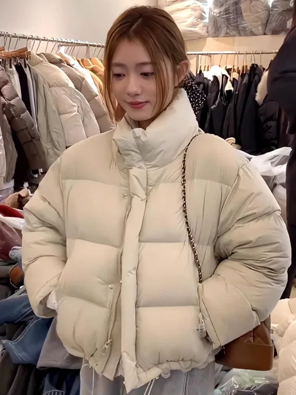 

Winter 2025 Thickened Short Casual Women's Jacket Korean Style Stand Collar Loose Fit Bread Coat Commute Style Pure Color