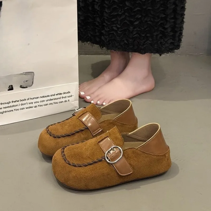 

Осень 2023, новые женские повседневные модные туфли на платформе внутри и высоты в стиле ретро