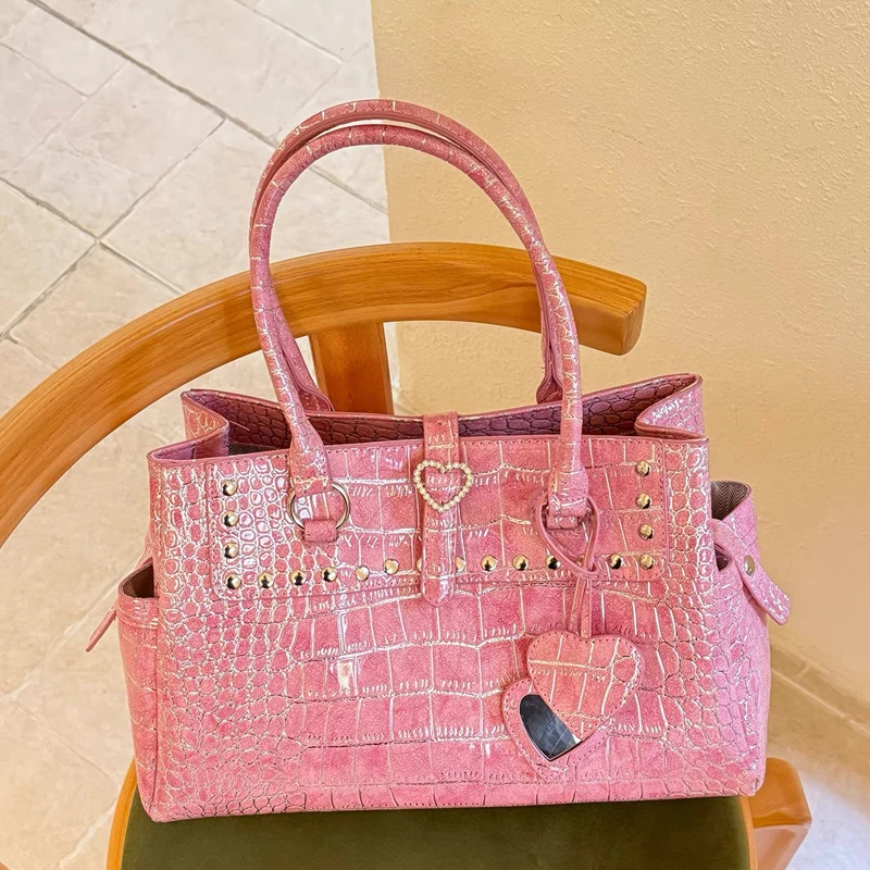 

Сумки-тоут Y2K в японском стиле для женщин, роскошные дизайнерские сумки, кошельки, новинка 2023 года, из искусственной кожи с крокодиловым узором, заклепки, подмышки на плечо