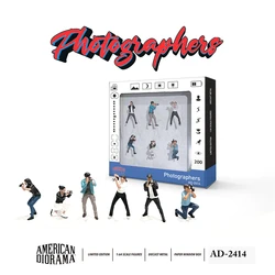 American Diorama 1:64 Photographers Collection of alloy figure car decoration gift