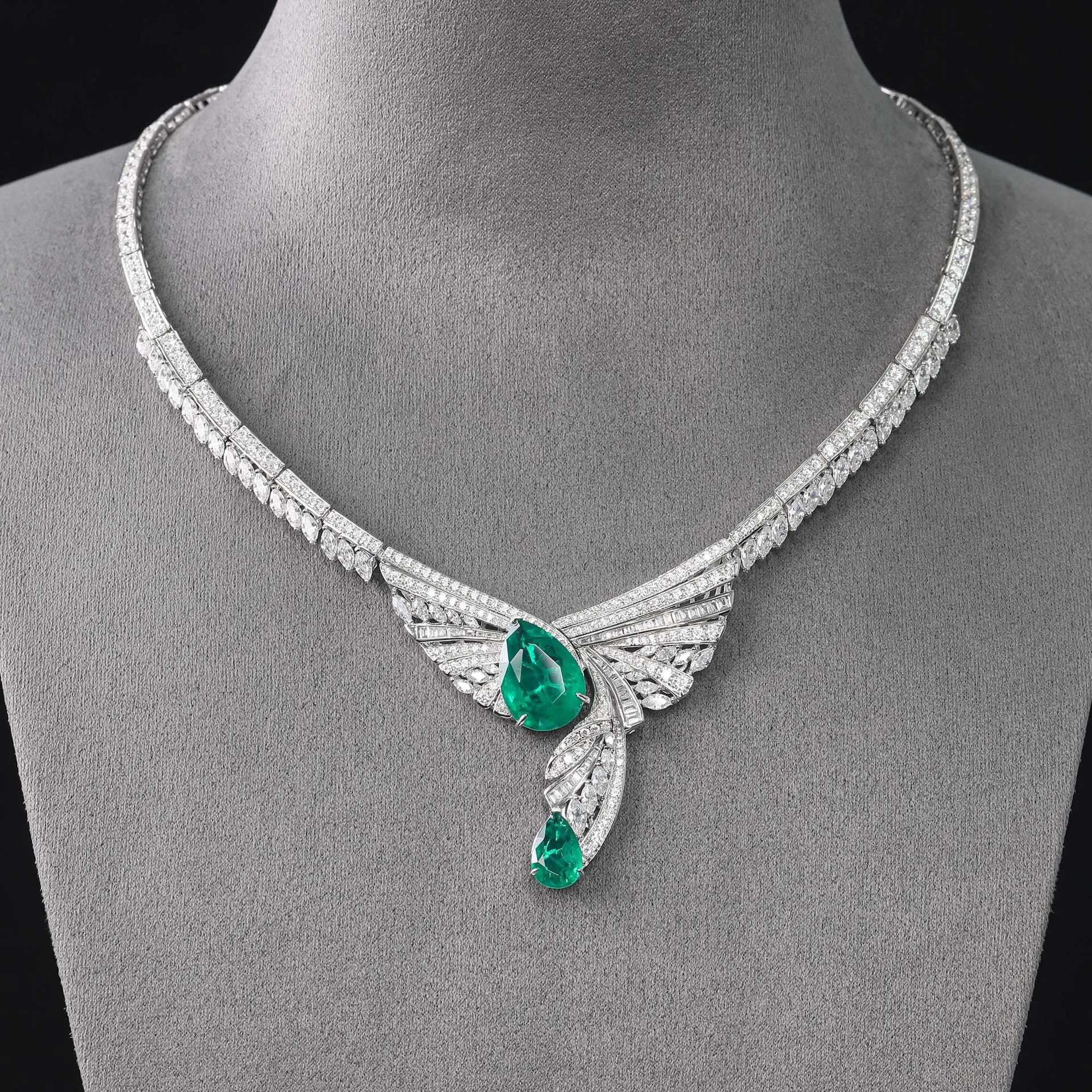 

Art Deco Statement Necklace 13ct Pear Artificial Emerald 925 Sterling Silver Rhodium Plated Fine Jewelry for Women Evening Wear