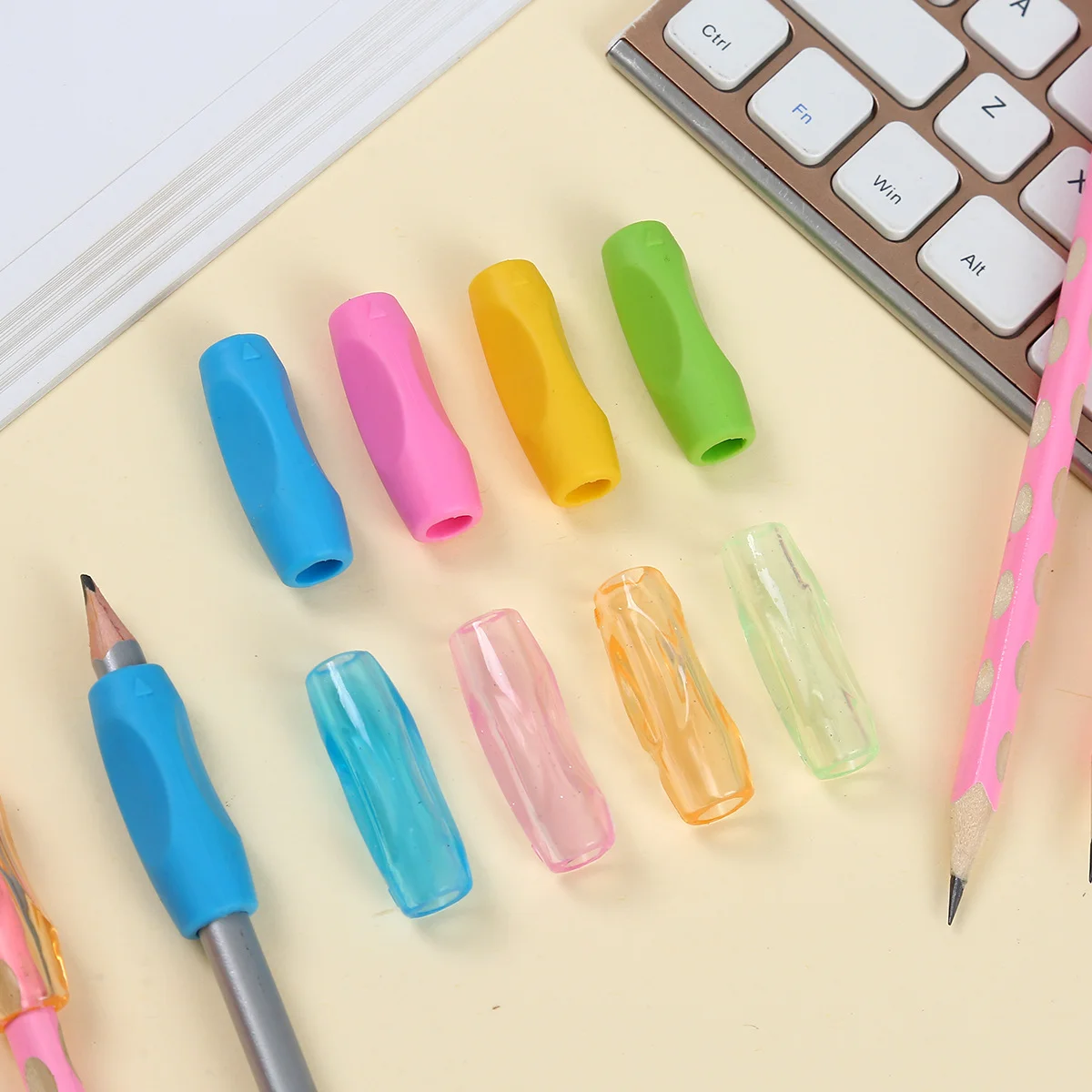 

16 шт. силиконовых чехлов для ручек, корректирующих осанку при письме, защитных чехлов для рук при использовании ручки