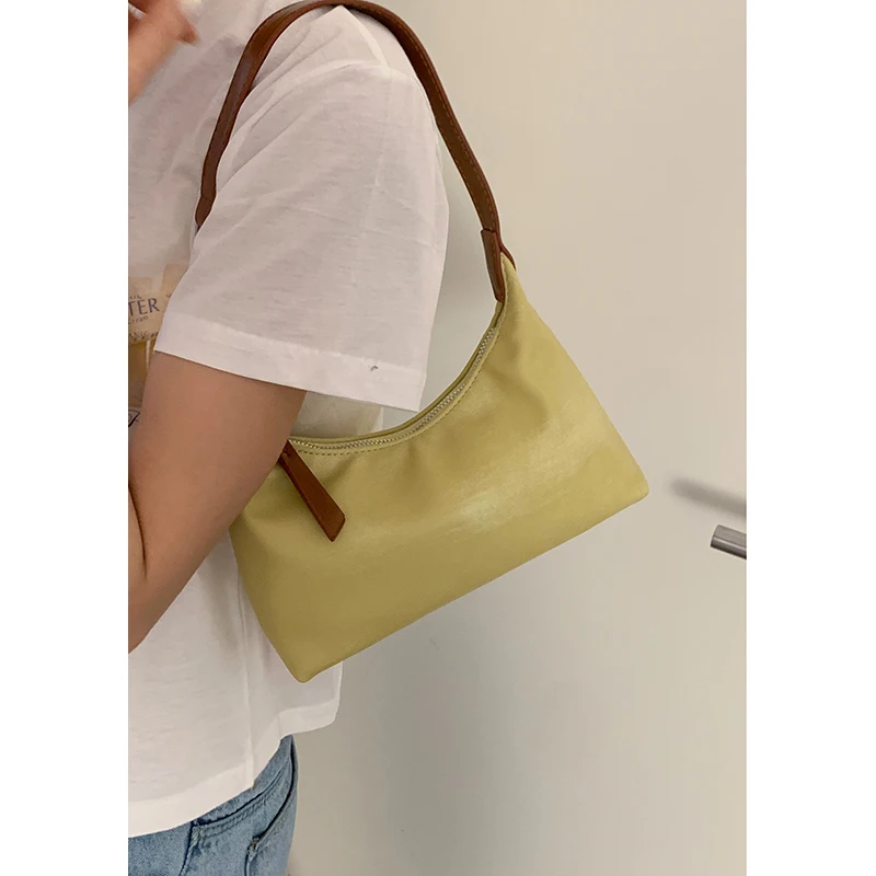 

French Style Underarm Women's Bag 2025 New Fashion Contrasting Color Handbag Premium Texture Shoulder Bag Versatile Square Bag