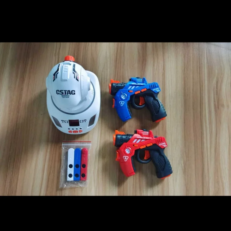 CSTAG Proiettore Gioco di Tiro Regali per Bambini Giocattolo di Scienza e Immaginazione per Ragazzi Tag Laser Mini Pistole a Infrarossi Gioco di Battaglia per Interni