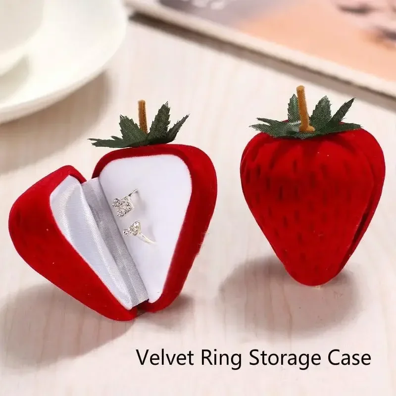 1 Pcs Ring Storage Case New Strawberry Form Velvet Ring Bags Wedding Jewelry Gift Boxes Protector Flocking Mystery Packaging