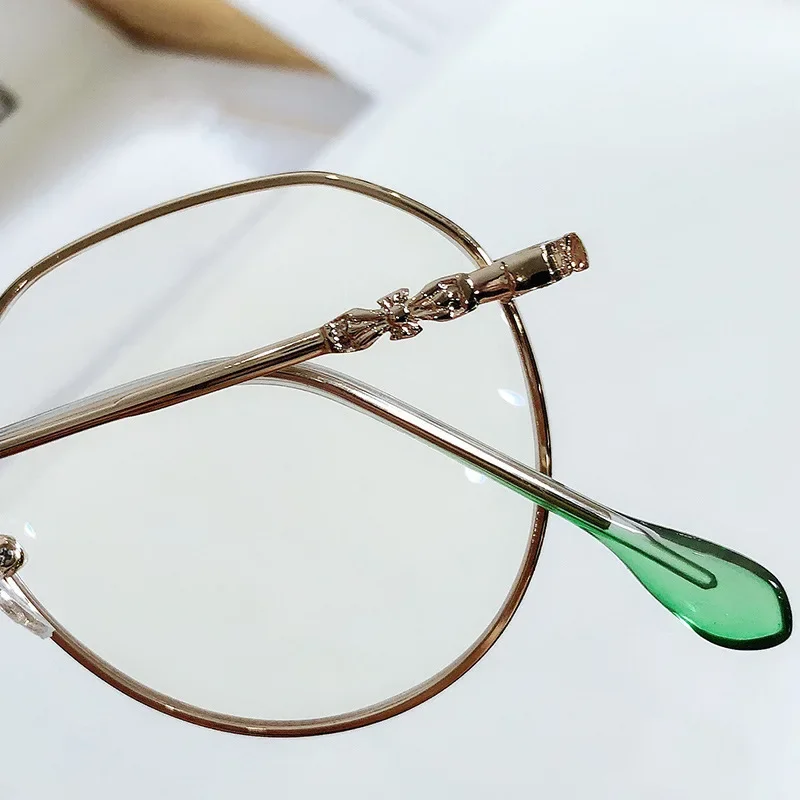Ultraleichte Blaulichtfilter-Lesebrille für Senioren Hochauflösender Modischer Augenschutz für Ältere Erwachsene – Detail 5