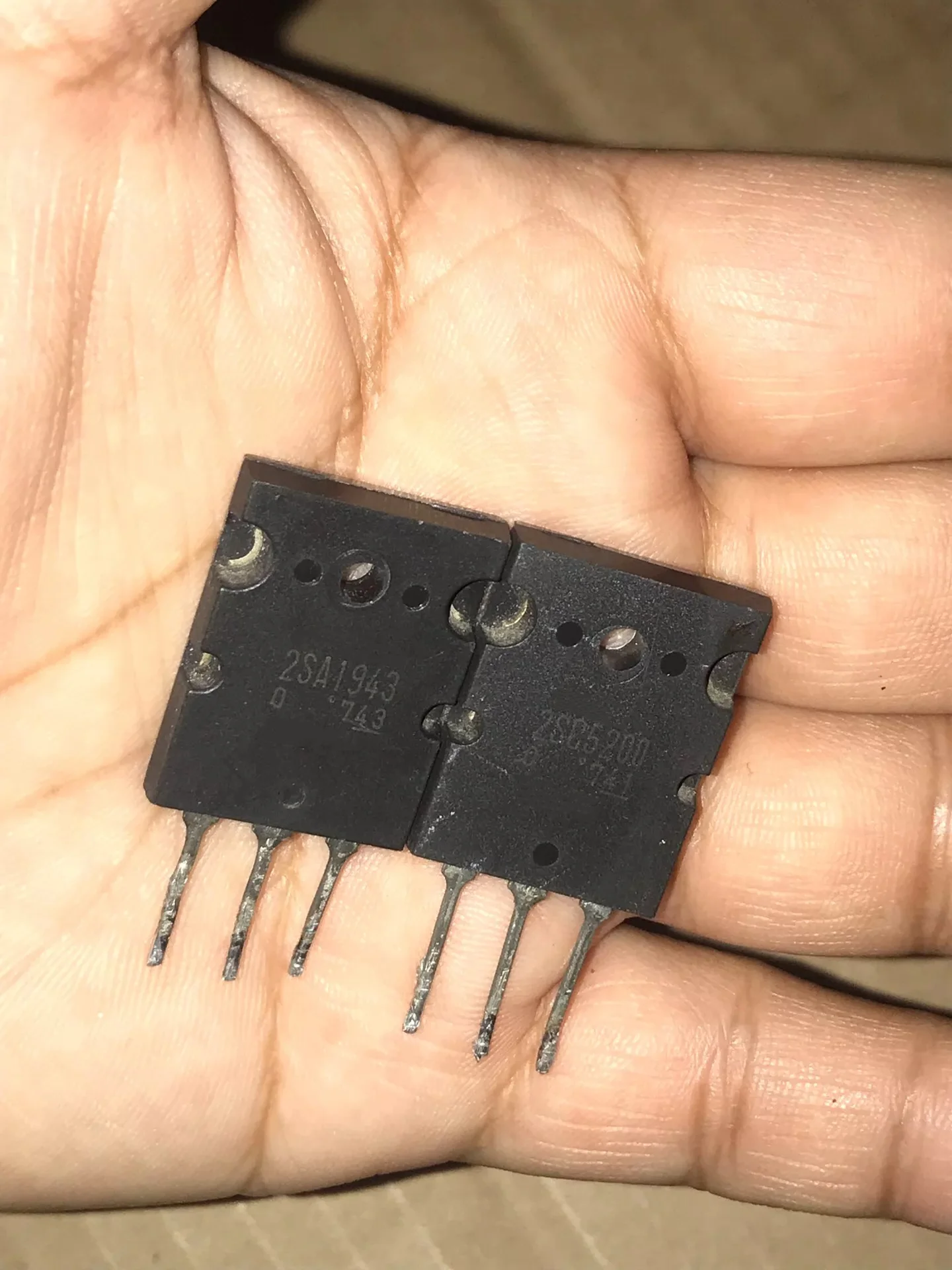 1pair=2pcs 2SA1943 2SC5200 (1pcs A1943 + 1pcs C5200) TO-3PL Original Disassembly