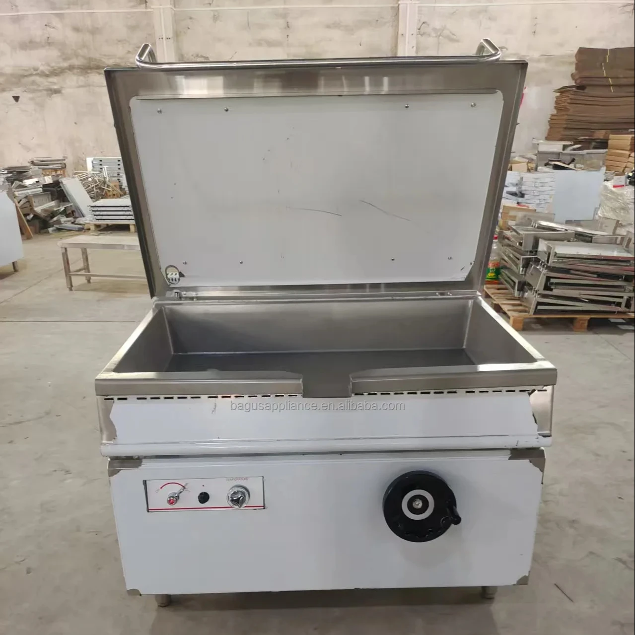 Big Capacity 120L Gas Frying Pan With Tilting Feature Brasing For Restaurants Commercial Catering Cooking Equipment