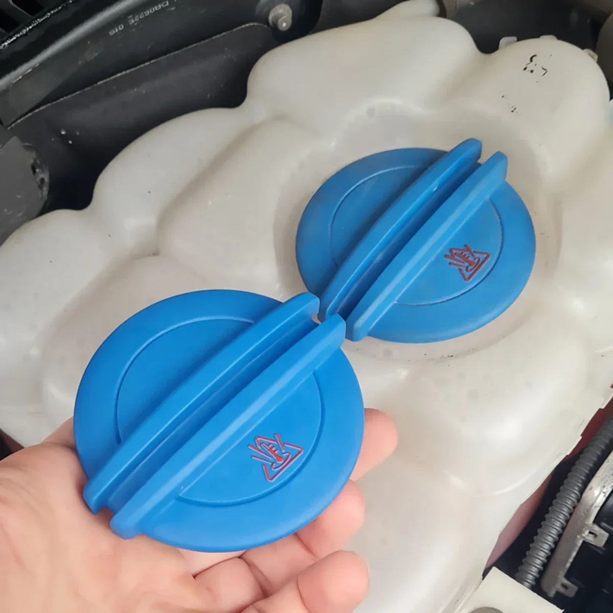 アウディ用の交換用拡張タンクキャップ,冷却液回収蓋,ボトルリザーバー,ラジエーターカバー,アウディa1,a3,a4,a5,a6,a7,q5,tt