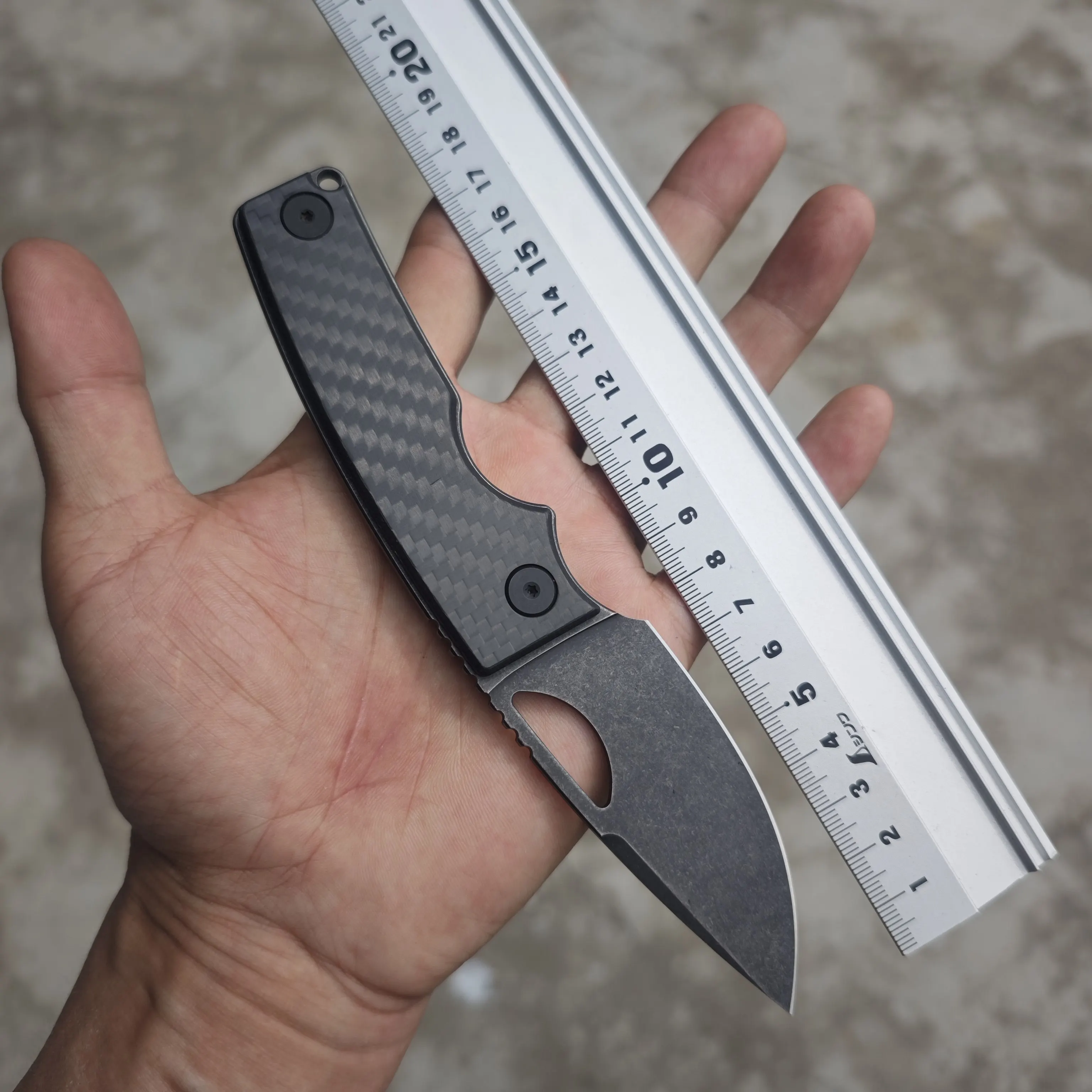 WinterPudding Roosevelt Fixed Blade Knife 154CM Blae Carbron Fiber Handle Compact & Practical EDC