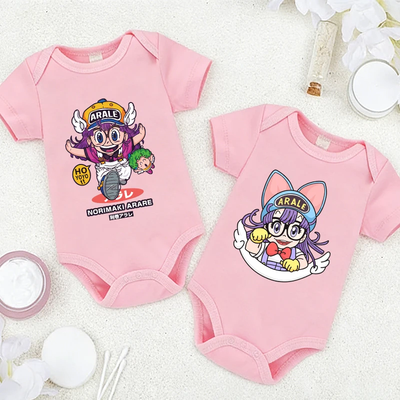 

Slump Arale Girl Baby Jumpsuit Cotton Newborn Cute Classic Anime Print 3-24m Infant Clothes Kids Safe Soft Romper Bodysuit Games