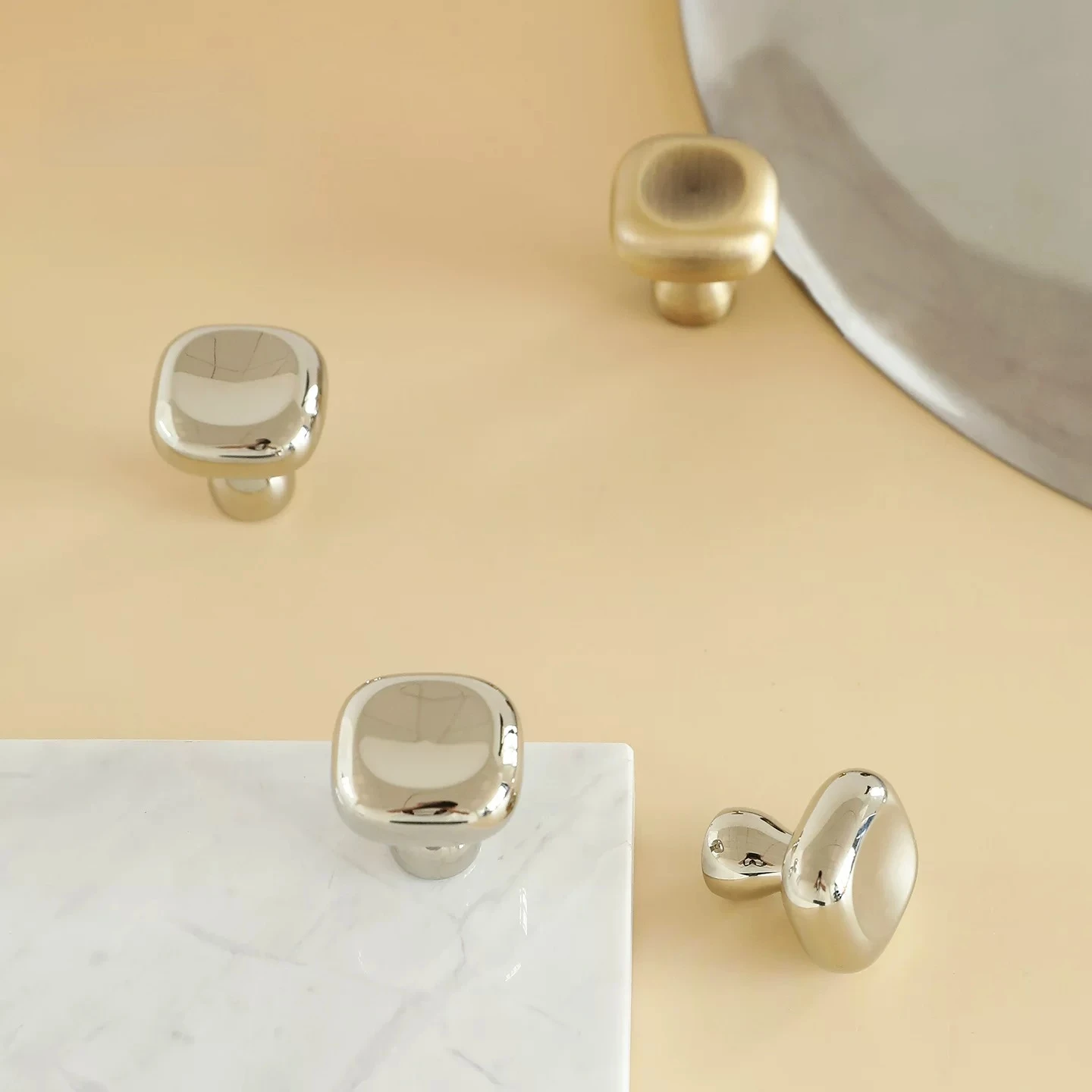 Wardrobe Pulls Drawer Knobs Solid Brass Cabinet Knobs Chrome Plated Kitchen Accessories Dress Jewelry Box for Furniture Hardware