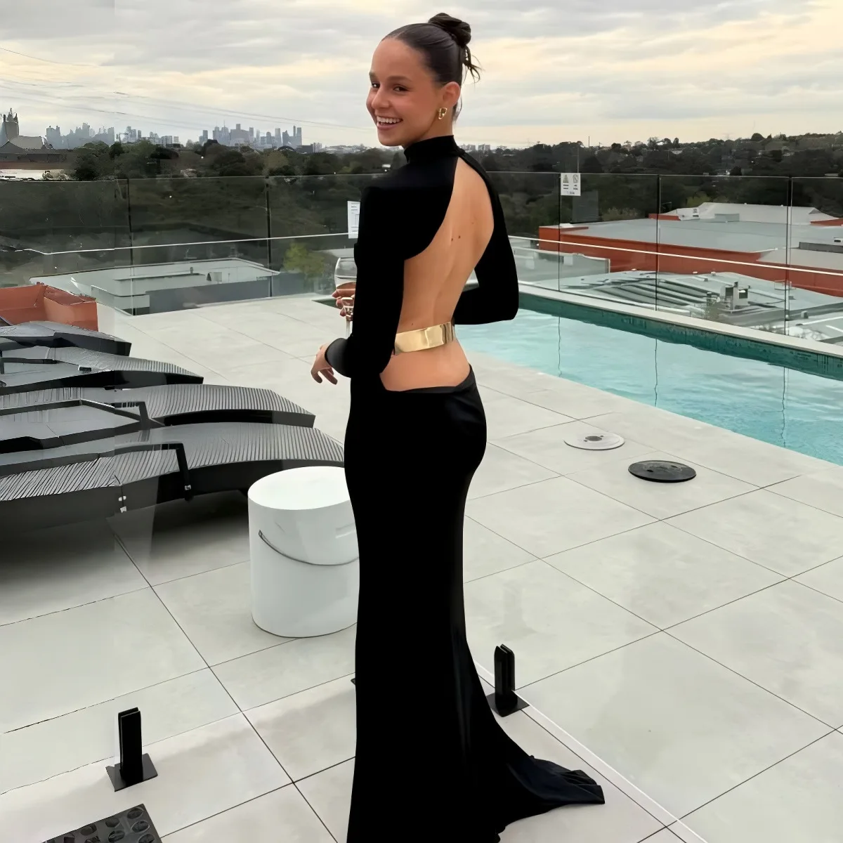 Apprabant-maxivestido de noche metálico elegante para mujer, vestido de fiesta Formal ajustado liso con cuello redondo y espalda descubierta, manga larga