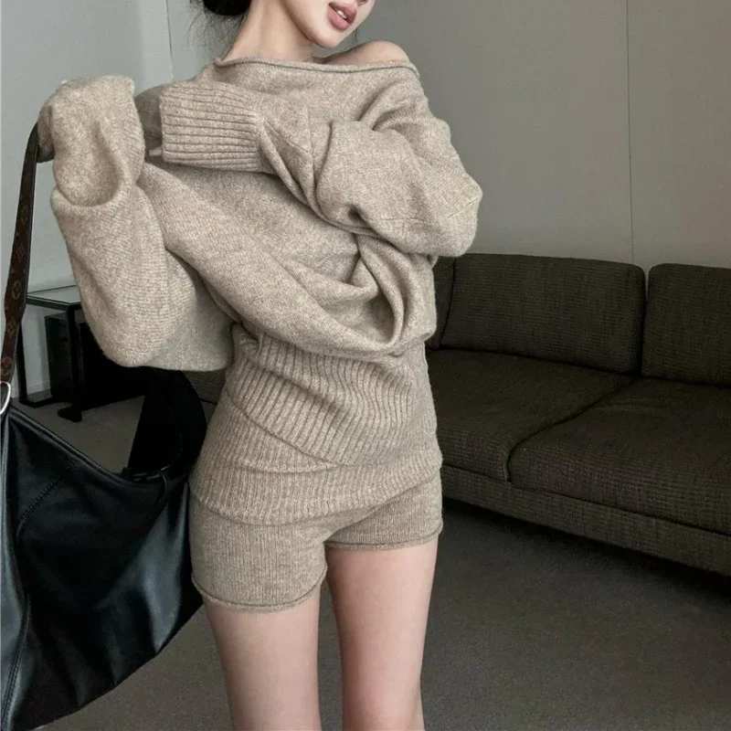 2024 Autumn New Streetwear Strapless Loose Casual Long Sleeve Sweater Women + Sexy Knitted Straight Shorts Two-piece Suit