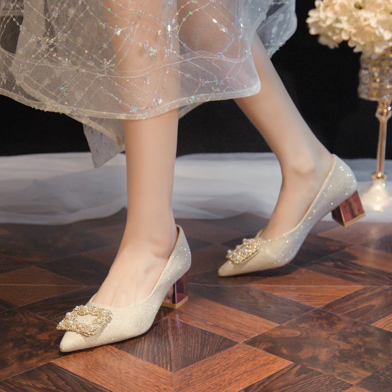 2024 Spring and Autumn Women's High Heels Pearl Chain Decorative Pointed Thin Heel Shoes Temperament Versatile High Heels 35-43