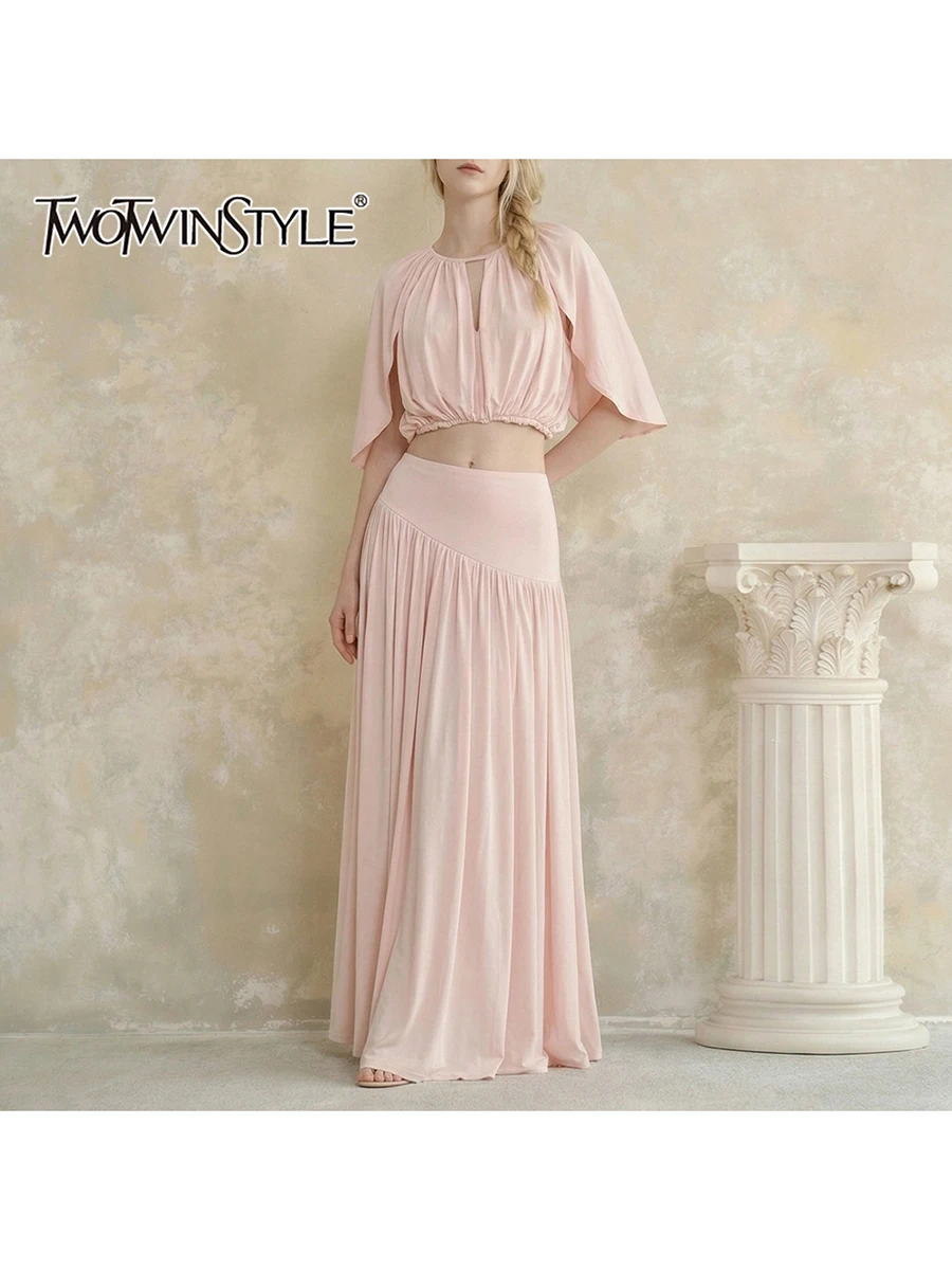 

Комплект из двух предметов TWOTWINSTYLE: топ с коротким рукавом и юбка макси с высокой талией, однотонный, модный женский комплект 2026