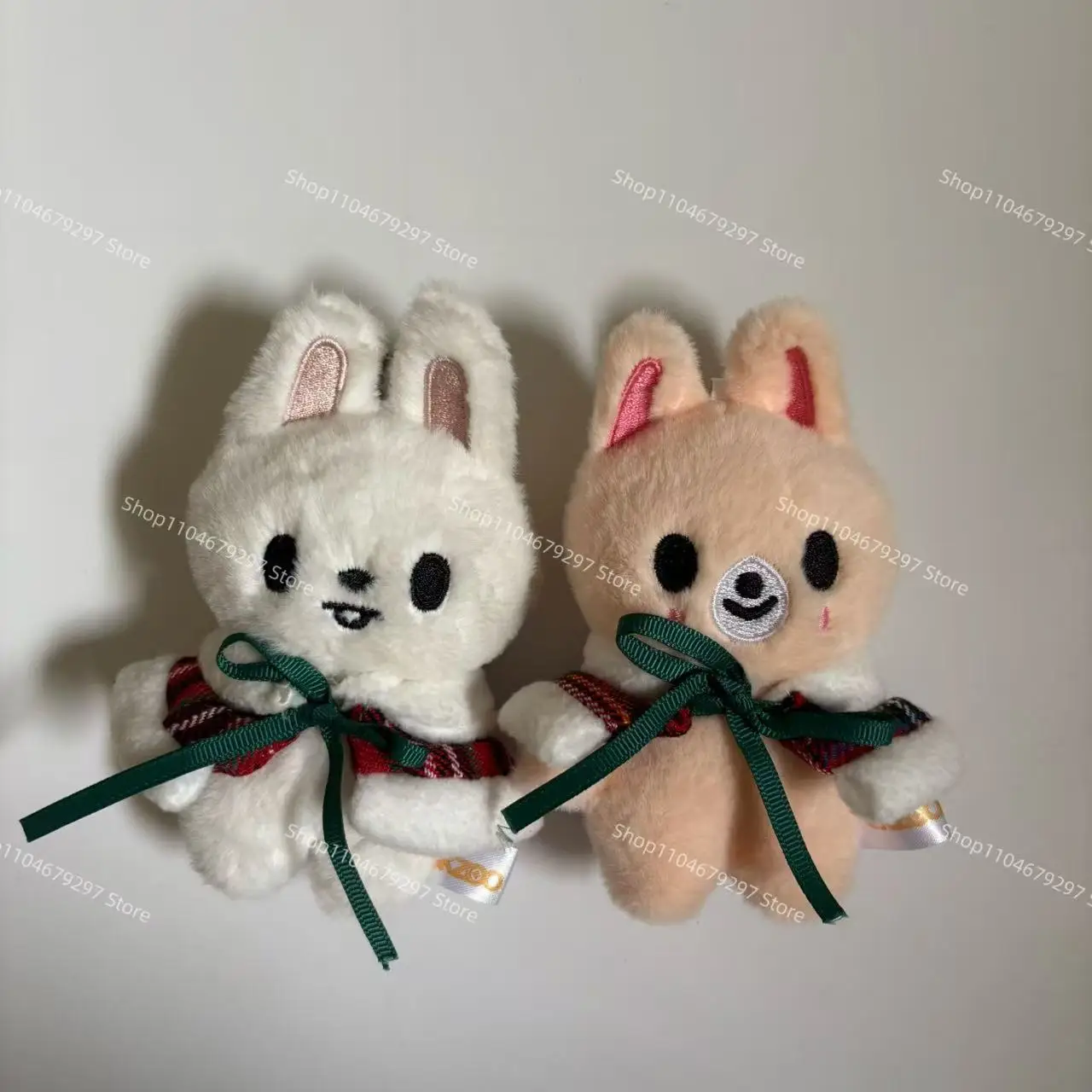 SKZOO Stray Kids Schlüsselanhänger Weihnachten Herbst/Winter Umhang Stil Fan Geschenk Geschenk Limited Memory Festival Zeremonie TXT Plüschpuppe