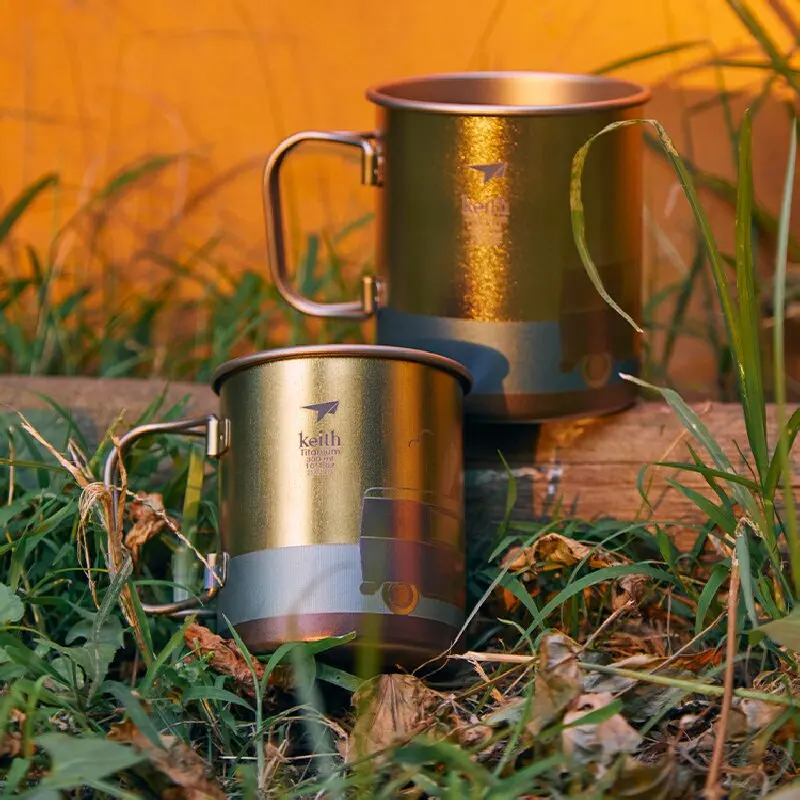 كيث تقنية نحت الأكسدة الجديدة لأكواب التيتانيوم النقي أكواب مياه من التيتانيوم النقي أكواب قابلة للطي غير مطلية للاستخدام الخارجي