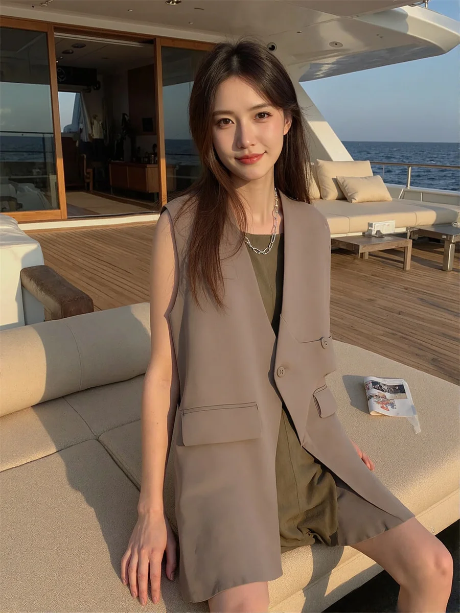 

Women'S Elegant Vests Woman Waistcoats All-Match Autumn Coffee Black Workplace Professional Sleeveless Button-Up Front Simple