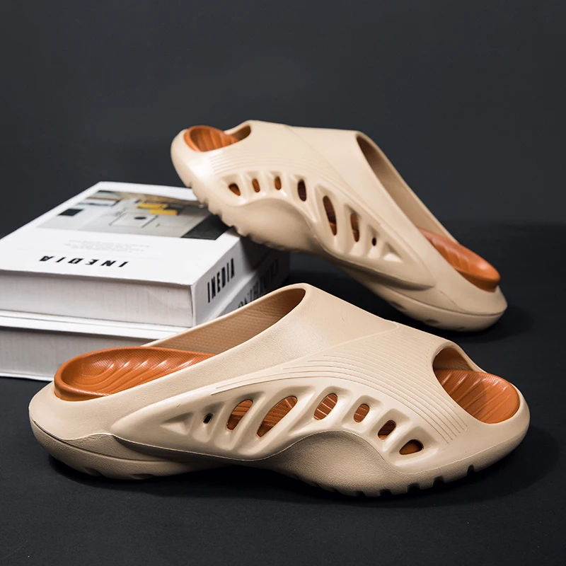 

Женские сабо на массивной платформе, нескользящие пляжные сандалии на толстой подошве, женские летние 2024, модные сандалии из ЭВА на танкетке, тапочки