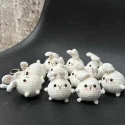 5cm Cute Cartoon Handmade Crochet  White Round Rabbit Doll Keychain Cartoon Animals Ornaments Finished Knitted Doll Wholesale