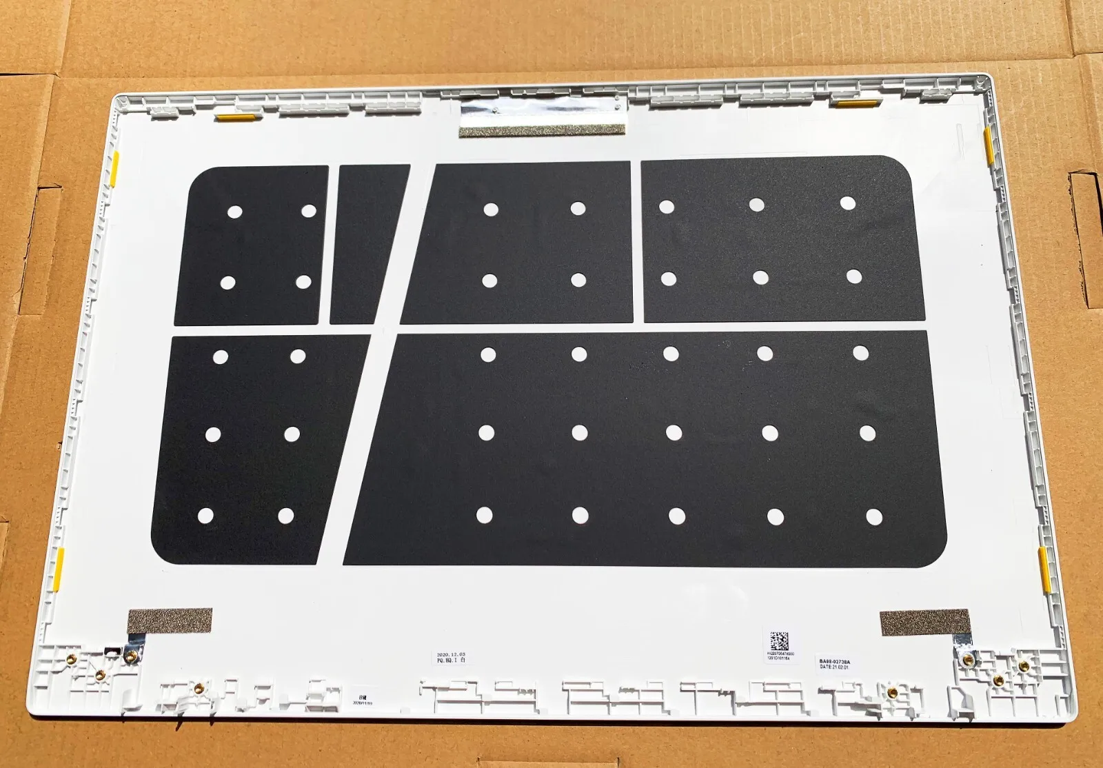 

Новая задняя крышка ЖК-дисплея для ноутбука Samsung Plus 2 NP550XDA-RS1 RSA BA98-02738A