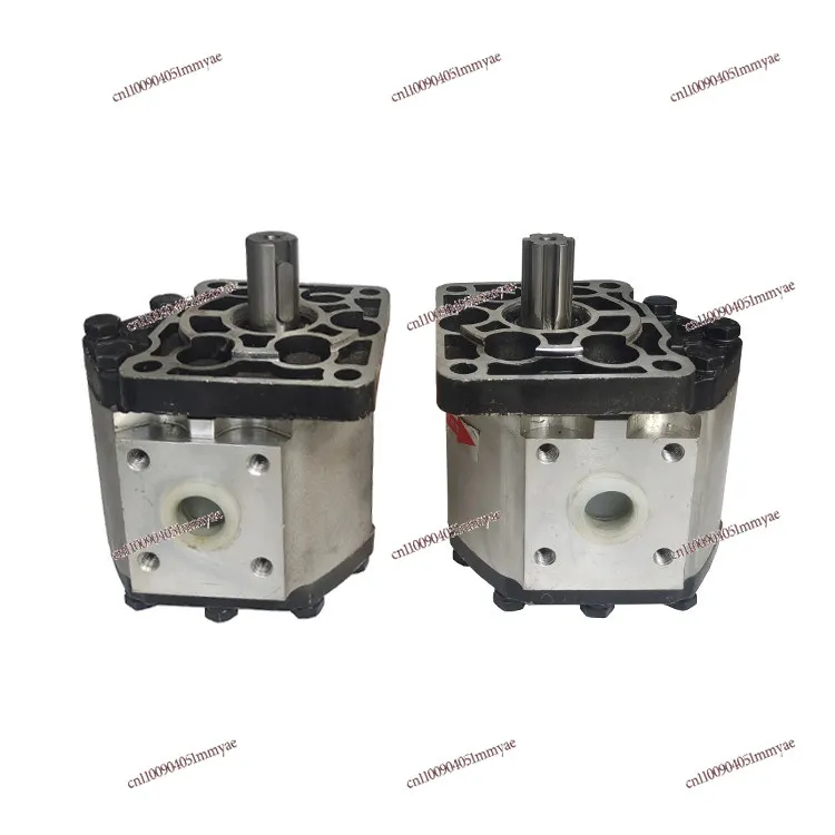 Four-hole fixed pump seat bracket gear pump hydraulic oil pump double groove