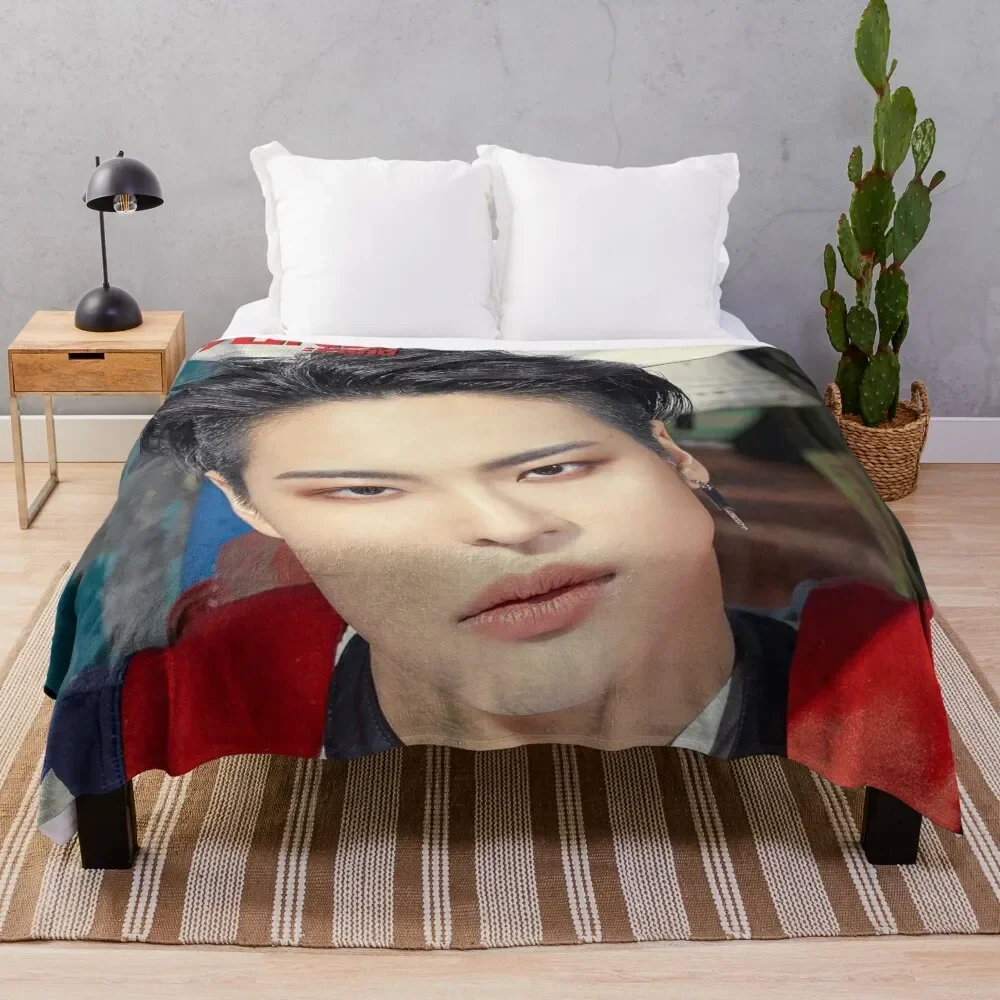 Attez Seonghwa Throw Blanket heavy to sleep halloween Blankets