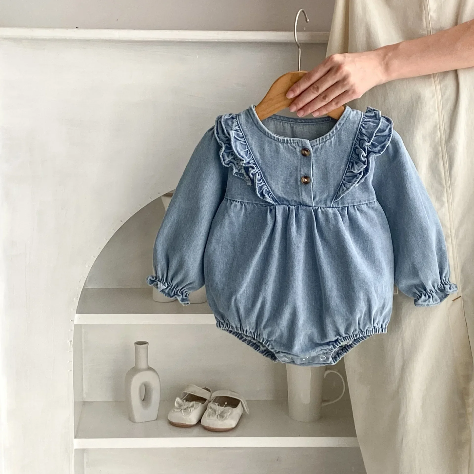 Girls Denim Dress 2024 Autumn New Toddlers Baby Girls Long Sleeve Lace Denim Rompers