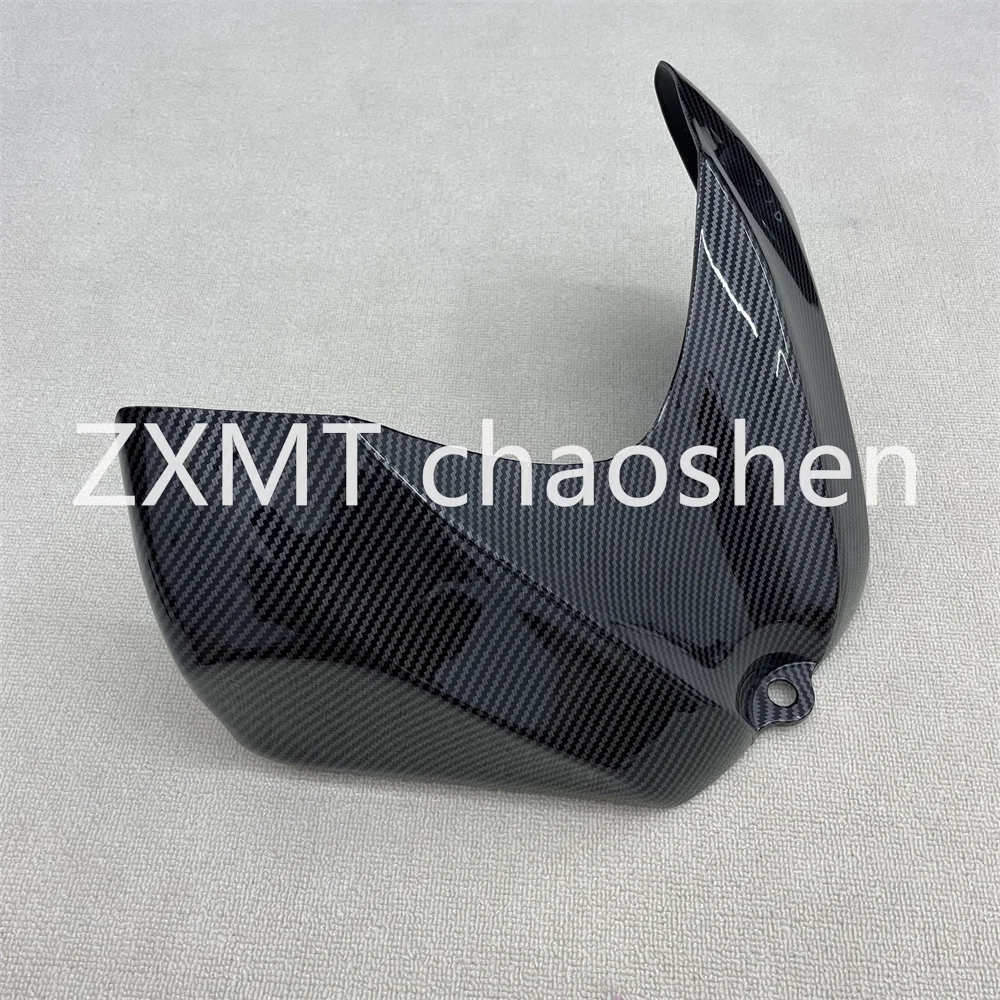 The ABS Motorcycle Fairings are suitable for GSXR600/750 fuel tank front covers with carbon fiber paint from 2004 to 2019.