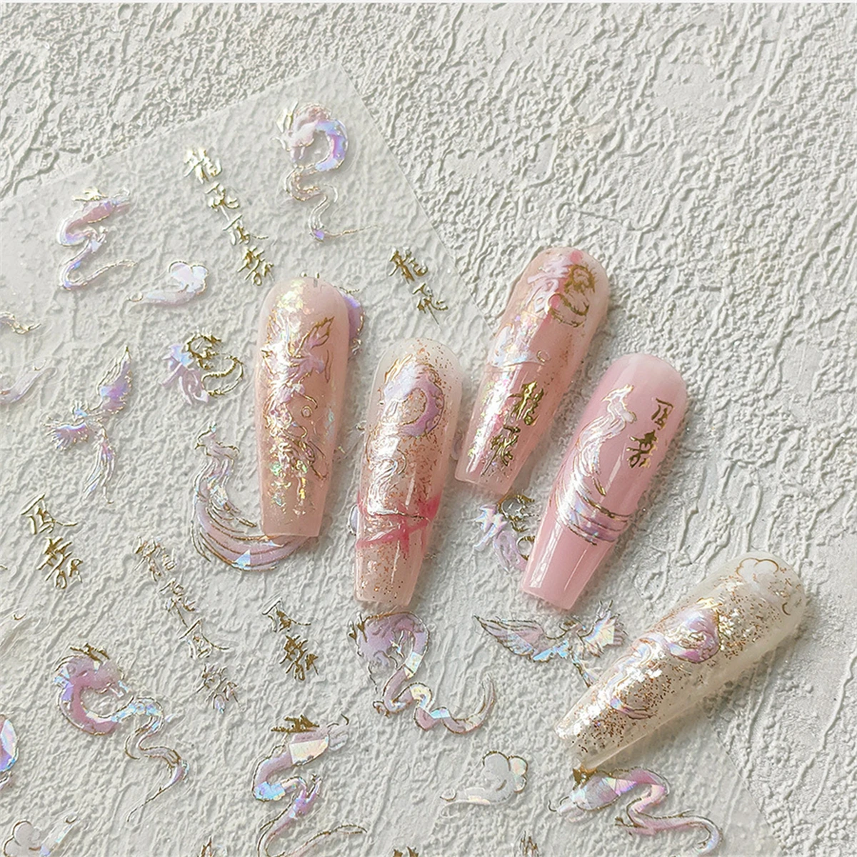 1ชิ้นสติกเกอร์ตกแต่งเล็บมังกรสีบรอนซ์น่ารักแบบมีกาวในตัวดีไซน์ลายนูนแวววาวสติกเกอร์ฟอยล์แบบ DIY