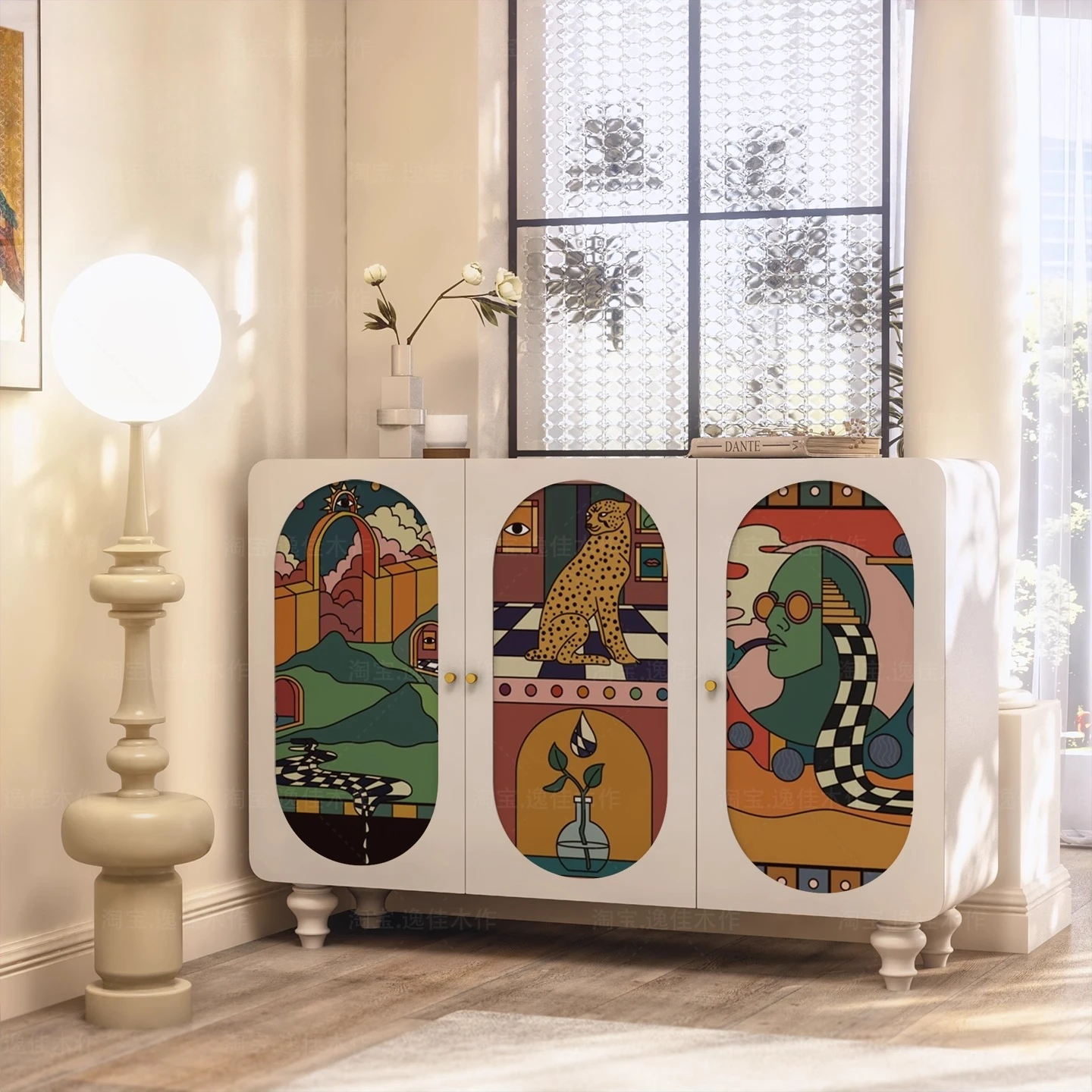 

Гостиная у стены Входной шкаф Абстрактное искусство Шкаф для хранения вещей