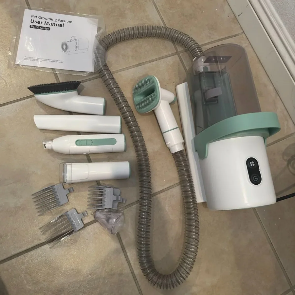 

l # Pet Cleaning Tool Dogs Brush 2.5L Cat Shedding Clippers Trimmers Blades Hair Removal Vacuum Pet Grooming Kits