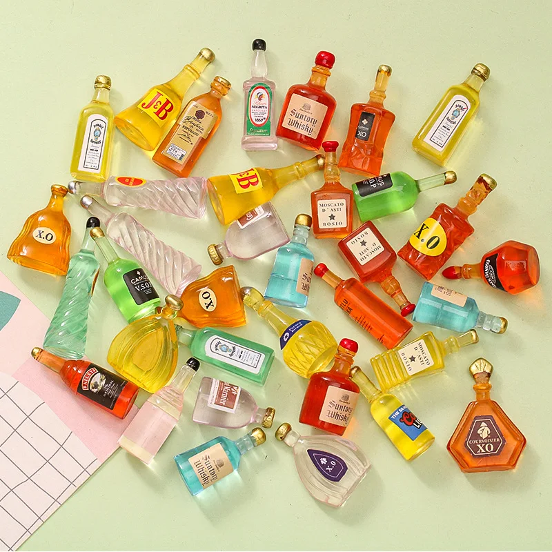 

5pcs 3d resin miniautre wine bottle diy dollhouse materials junked case charms cute cartoon accessories