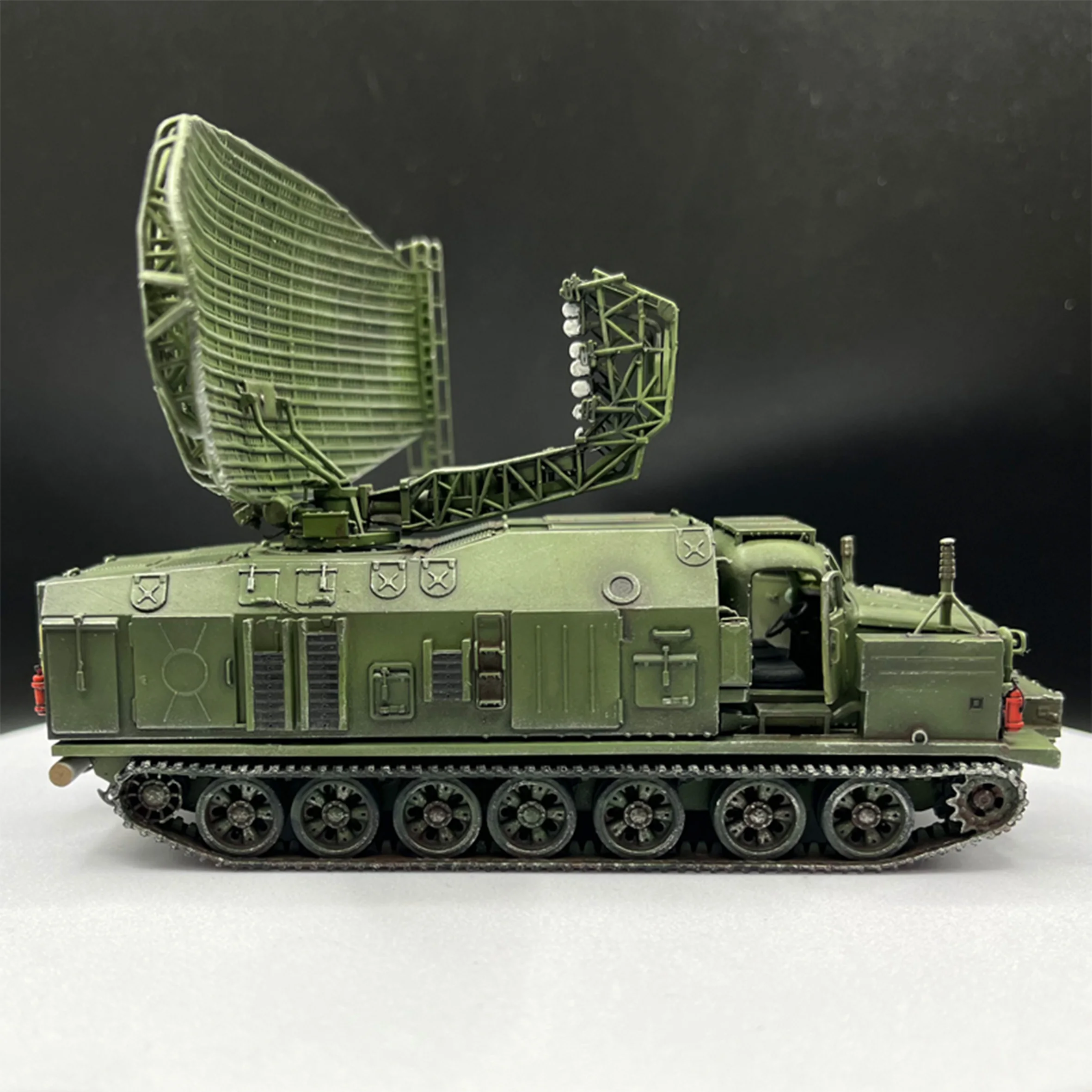 1/72 AM P-40/1S12 long track S-band search radar model (including drive assembly) Finished product model