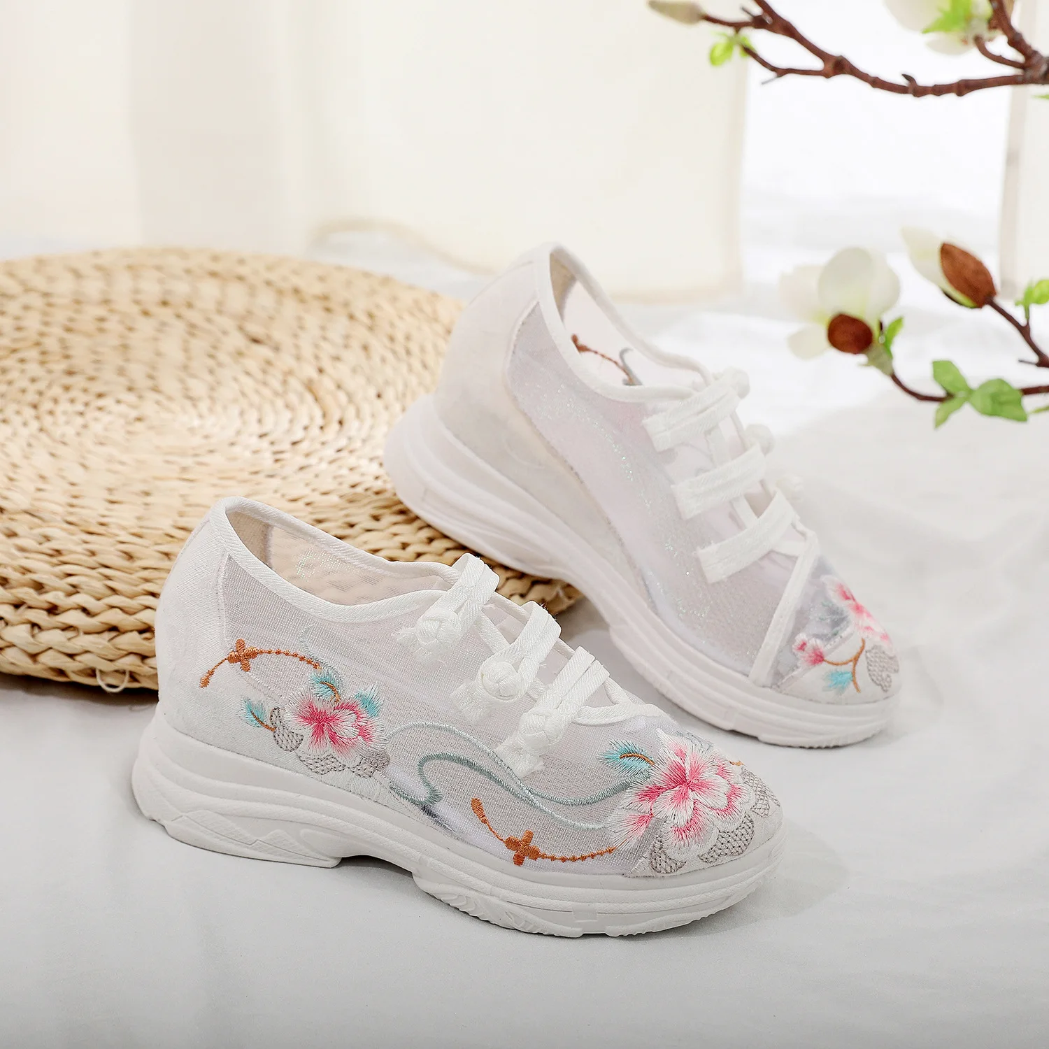 Size 34-41 Mesh Flower Summer Lace Inner Height Canvas Shoes Embroidered Chinese Comfortable Cheongsam Hanfu Shoes