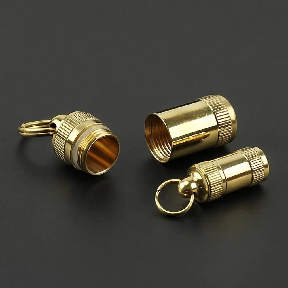 Porta pastillas de latón con llavero impermeable mini dorado - imagen 4
