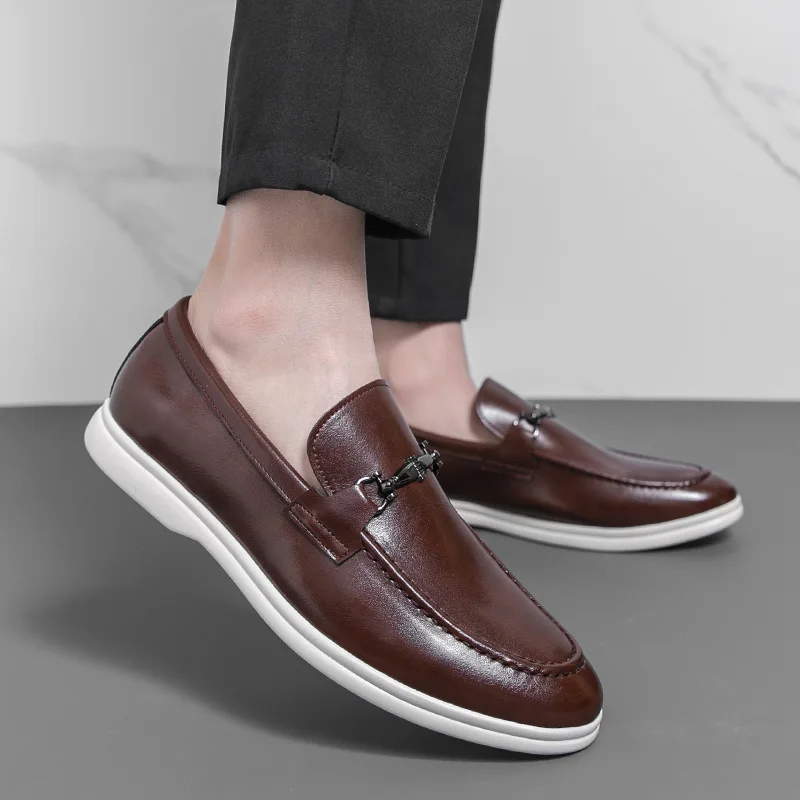 Luxury Brand Men's Comfortable and Casual Anti Slip Small Leather Shoes Spring Fashion New Men's Cowhide Set Foot Bean Shoes