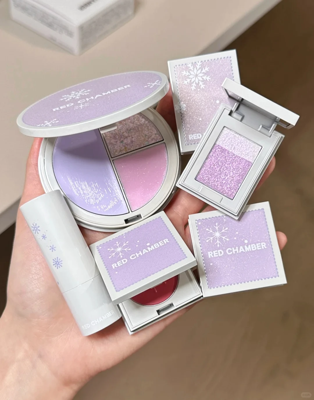 أحمر شفاه لظلال العيون من ريد تشامبر للشتاء، كريستال أرجواني، أحمر شفاه، سهل الارتداء، مكياج وجه متعدد الأغراض