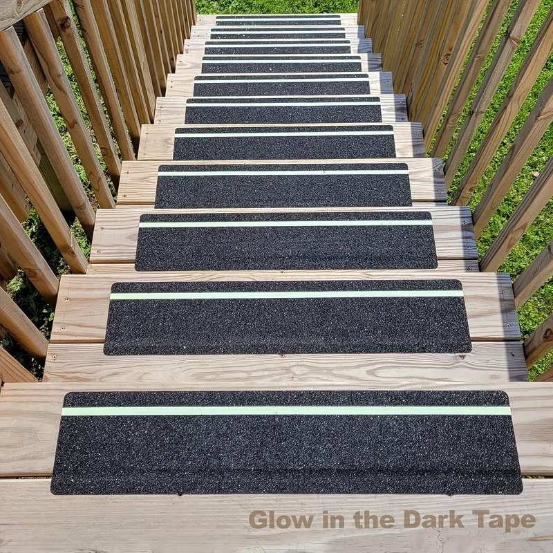 5Strip Pack - Luminous anti-slip strip，3.94Inch X 29.92Inch high friction，Waterproof and non-slip，Suitable for outdoor stairs、Ba