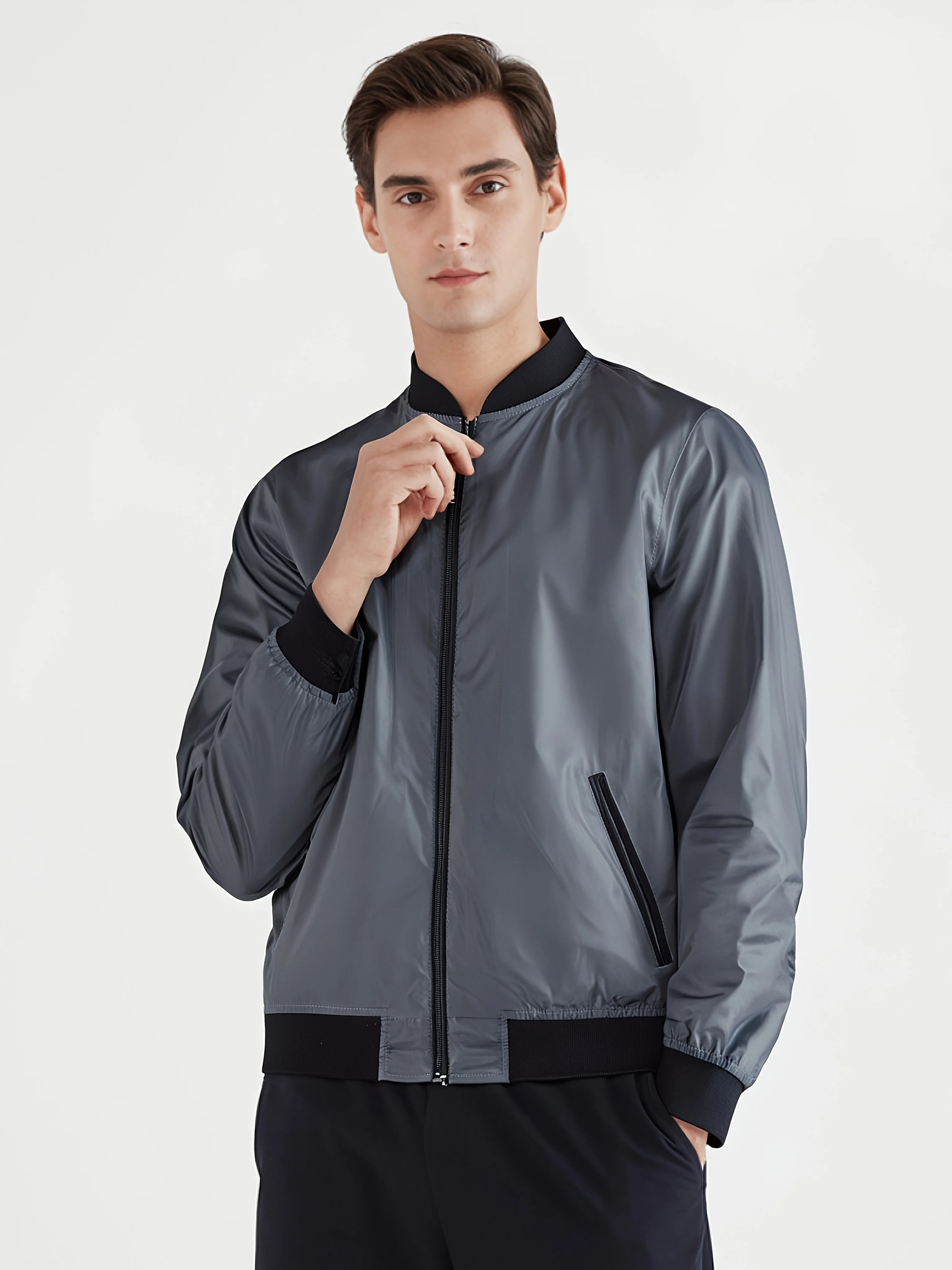 سترة كاجوال خفيفة الوزن مقاومة للرياح للرجال |   100% بوليستر، أكمام طويلة، ياقة بيسبول، جيب بسحاب أنيق،