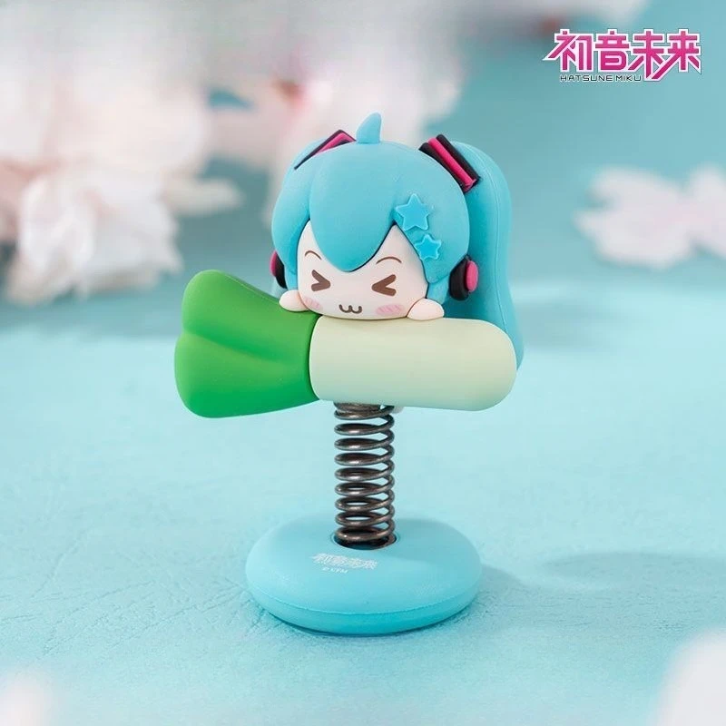 Hatsune Miku's Squinty Eyes Soft Rubber Shaker Anime Cartoon Hochwertige Auto- und Schreibtisch-Dekoration