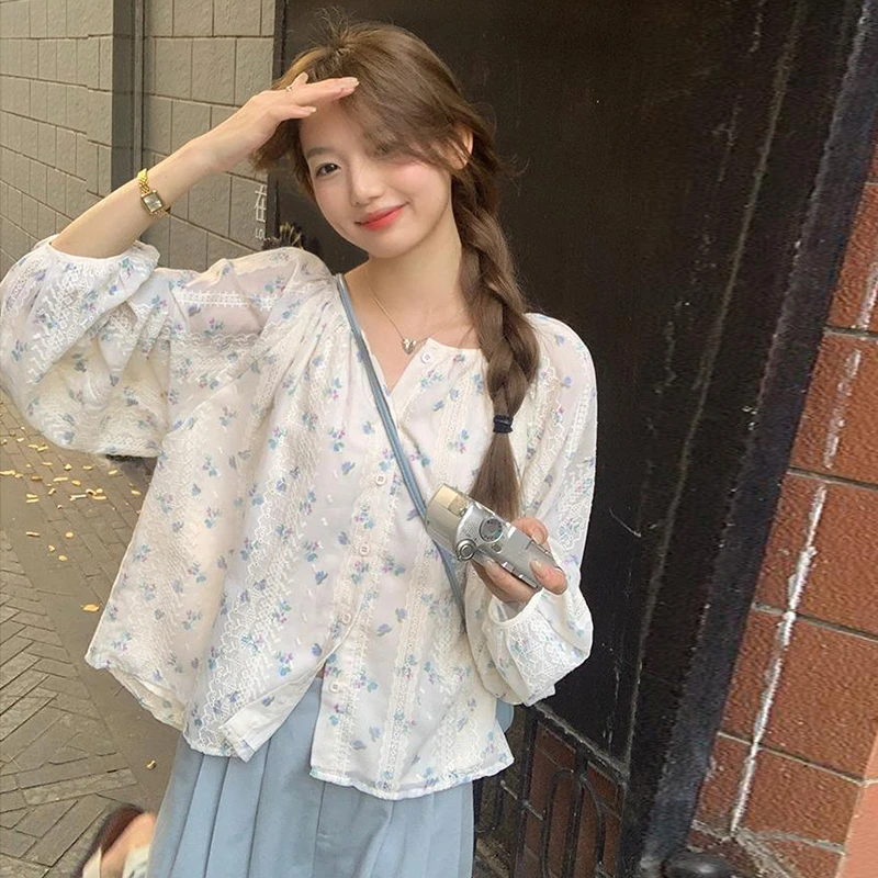 High-End Women's Embroidered Floral Chiffon Shirt Jacket Summer 2026 Commute Style Regular Fit Long Sleeve Casual Top