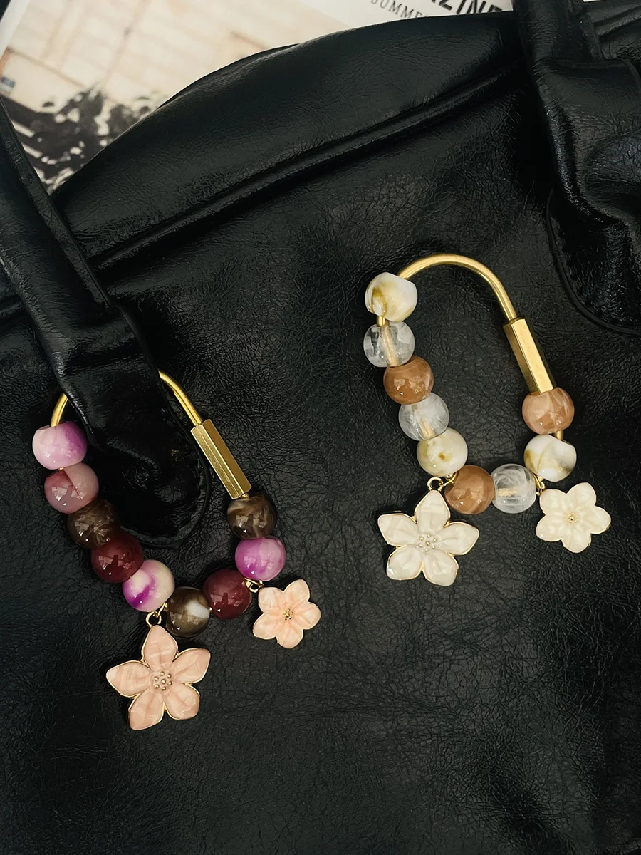 High-End Vintage Style Pear Blossom Brooch Keychain Bag Pendant Decoration