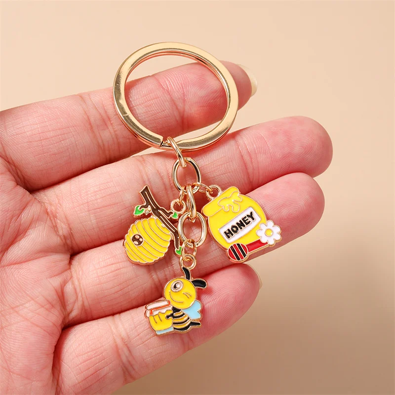 Aihua Cute Honey Bee Keychain Women Girls Flower Bee Key Ring Pendants for Handbag Decor DIY Handmade Key Chain Jewelry Gifts