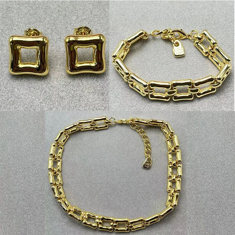 2024 Spain UNOde Versatile Minimalist Elegance Gold Hollow Square Jewelry Set Women's Gift