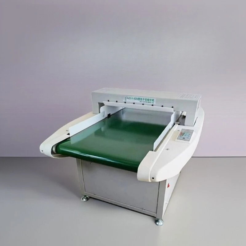 High-precision needle detector for broken needle detection